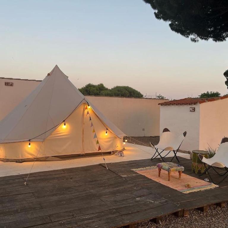 CÁDIZ -TIPI en Chiclana de la frontera, España - Tienda - 1