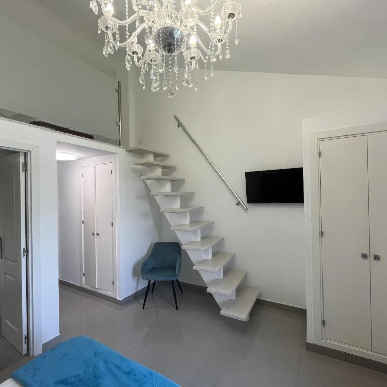 Estepona - Playa - Villa de 3 dormitorios con acceso directo a la piscina y al lado del mar Si7 - Apartamento - 10