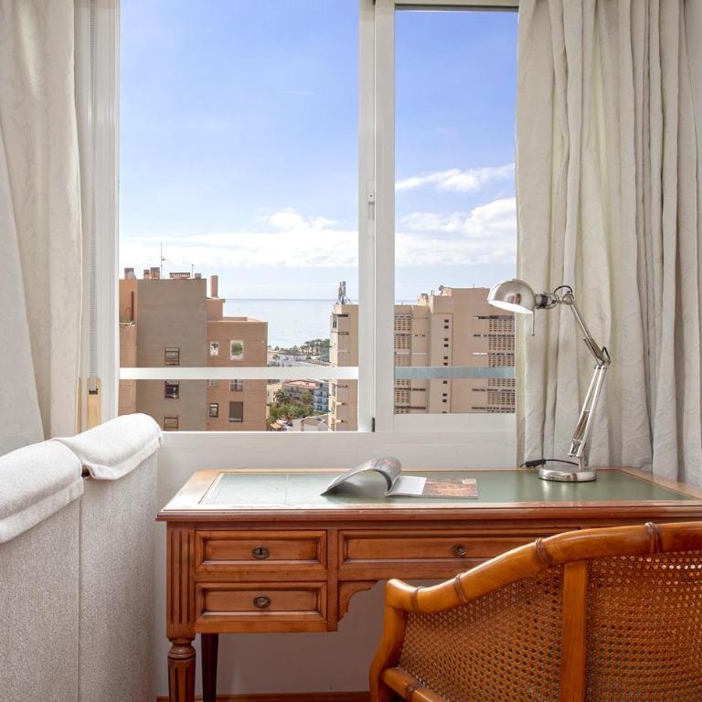 PLAYAMAR FLAT IN THE BEACH WITH POOL, TENNIS AND PADDLE COURT, GARDENs - Apartamento - 6