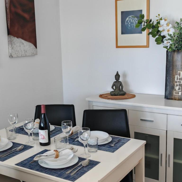 Maravillosas vistas al mar - Two-Bedroom Apartment - 20