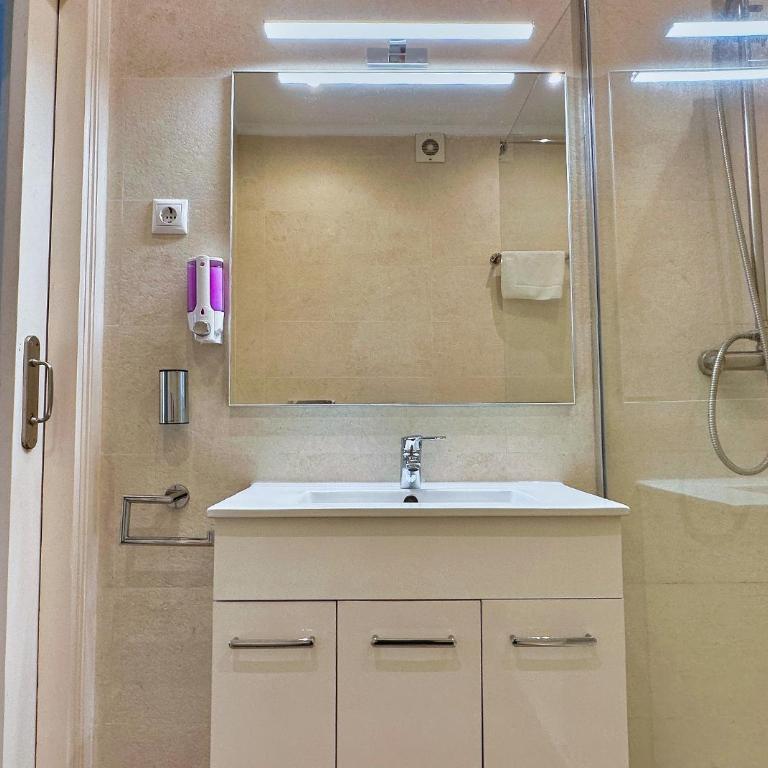 Skol 242 Excellent One Bedroom Apartment with Sea Views - Apartamento - 6