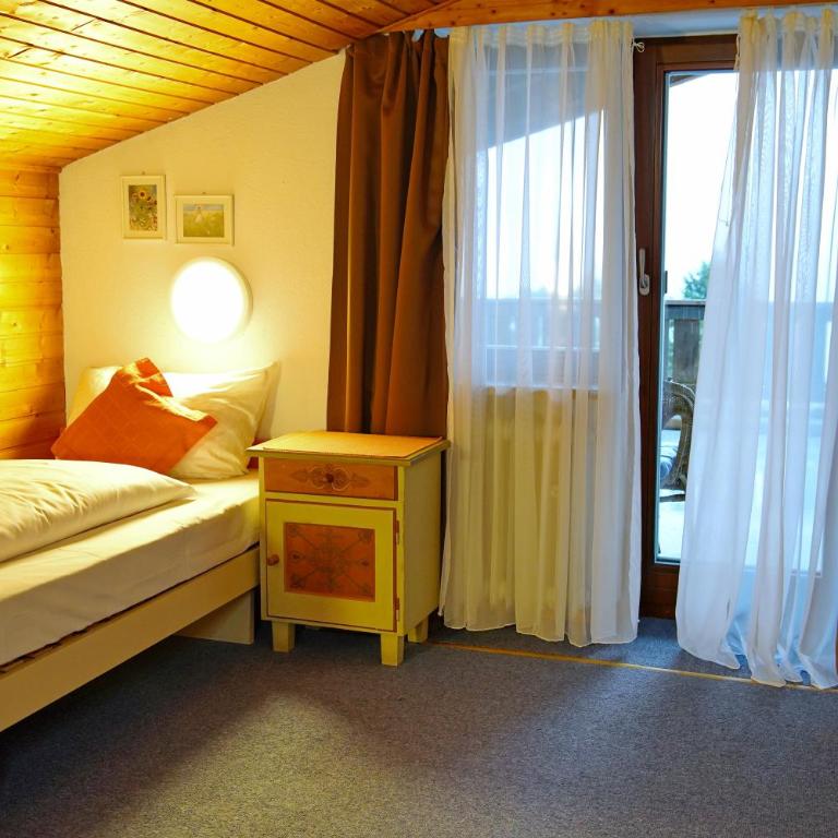 Alpen Hotel "Villa Bello" - Familienzimmer - 29