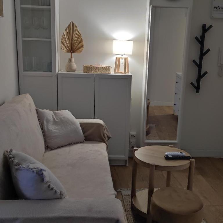 Apartament CullerA - Two-Bedroom Apartment - 8