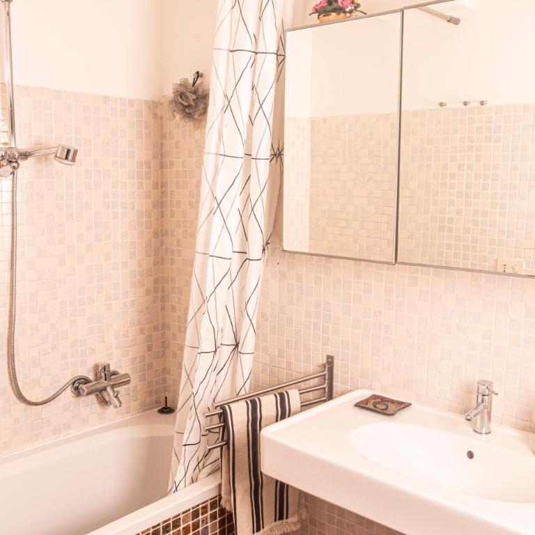 Palazzo Micheletti Lucca - Appartamento con 2 Camere da Letto - 24