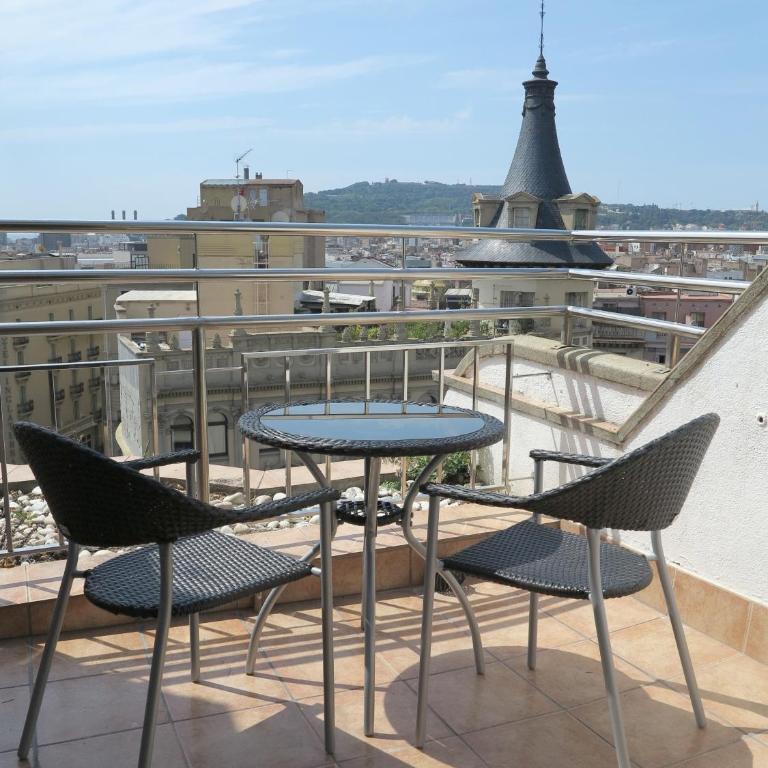 Serennia Exclusive Rooms - Suite with Terrace and City View - 1