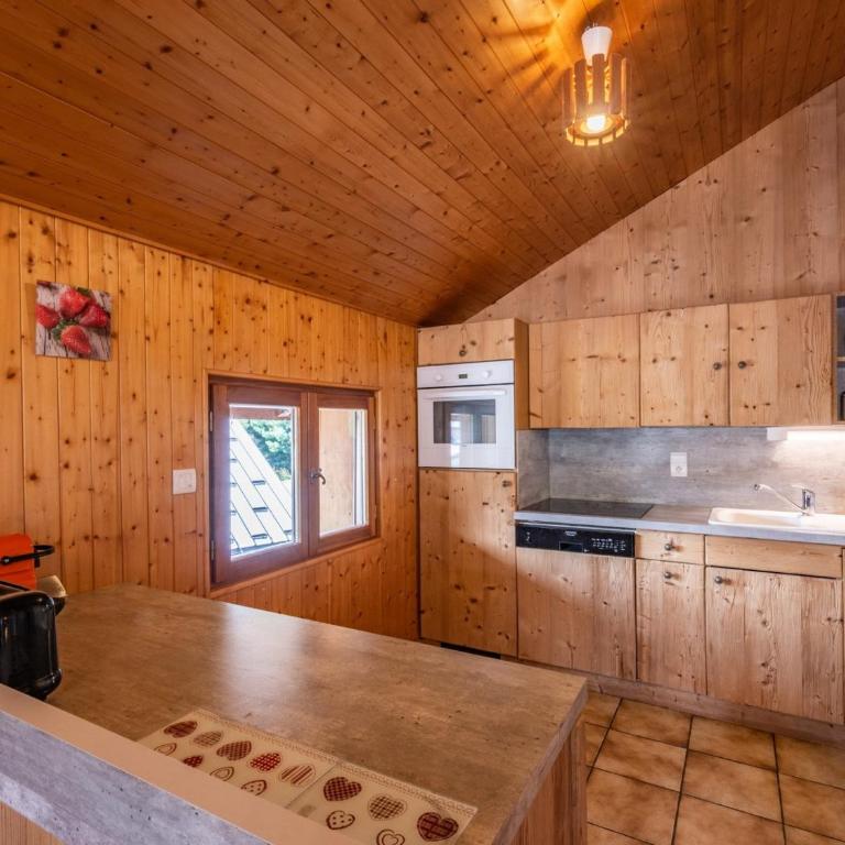 Superbe Appartement 8 Pers, Proche Centre, 3 Chambres, Balcon, Casier à Ski, Wi-Fi, Animaux Admis - FR-1-671-31 - Apartment - 11