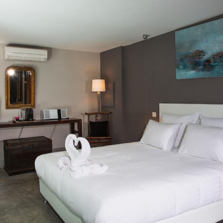 Be Loft B&B Pool & Spa - Chambre Deluxe avec Jacuzzi - 8