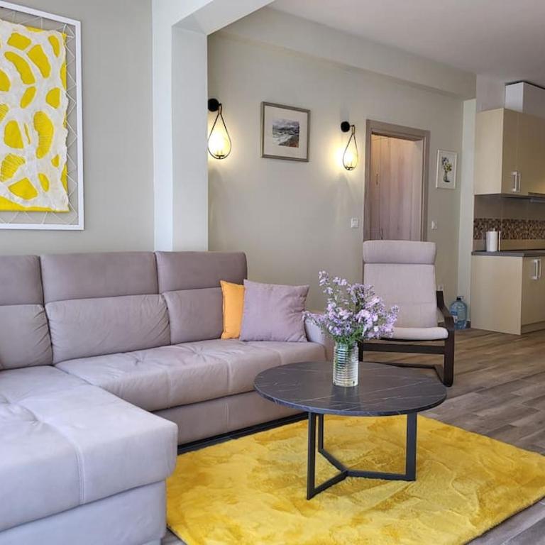 Apartment Marina, two bedrooms - Apartman sa 2 Spavaće Sobe - 1