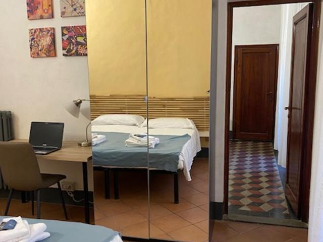 da I' Gini GuestHouse - Camera Matrimoniale con Servizi Igienici in Comune - 12