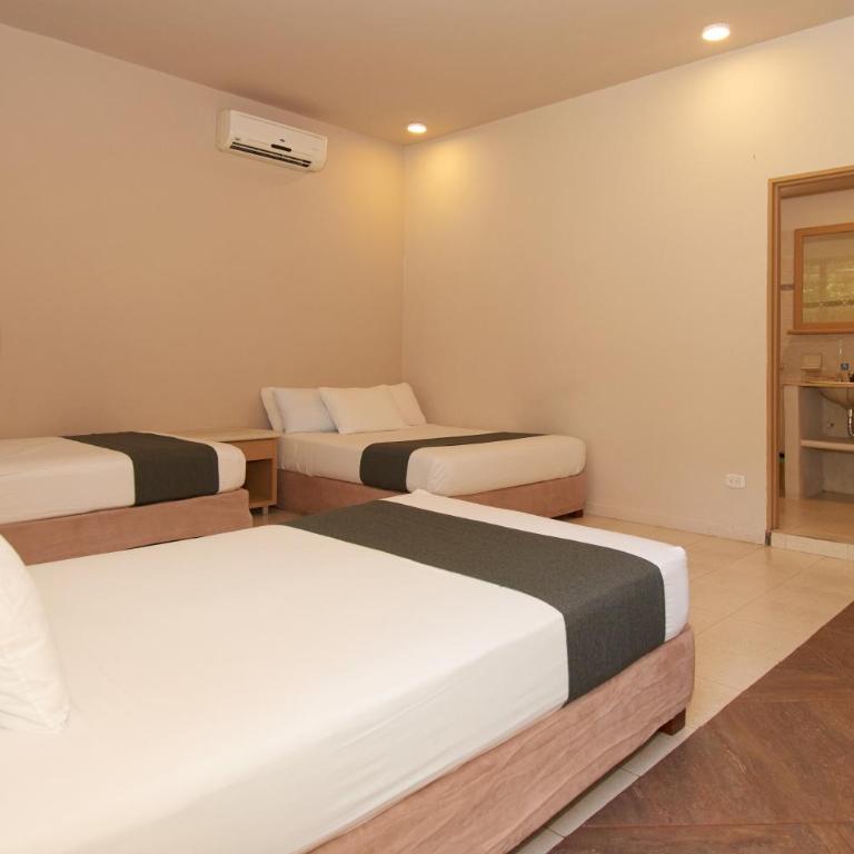 La Iguana de Santa Fe by Bernalo Hotels - Quadruple Room - 4