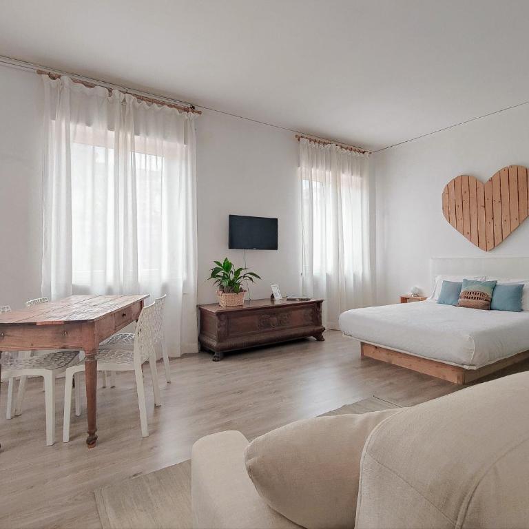 Corte Melone rooms-upper floor - Suite con Vista Città - 3