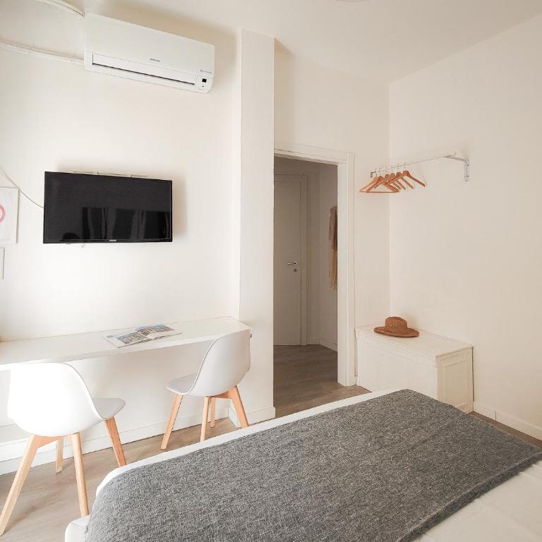 Corte Melone rooms-upper floor - Camera Matrimoniale con Balcone - 4