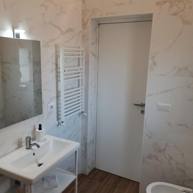 Garibaldi 52 Exclusive Apartments - Appartamento con 2 Camere da Letto - 57