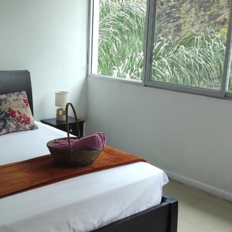 Ecusuites Puerto Santa Ana - River Junto a Hotel Wyndham - Apartamento de 1 dormitorio - 2