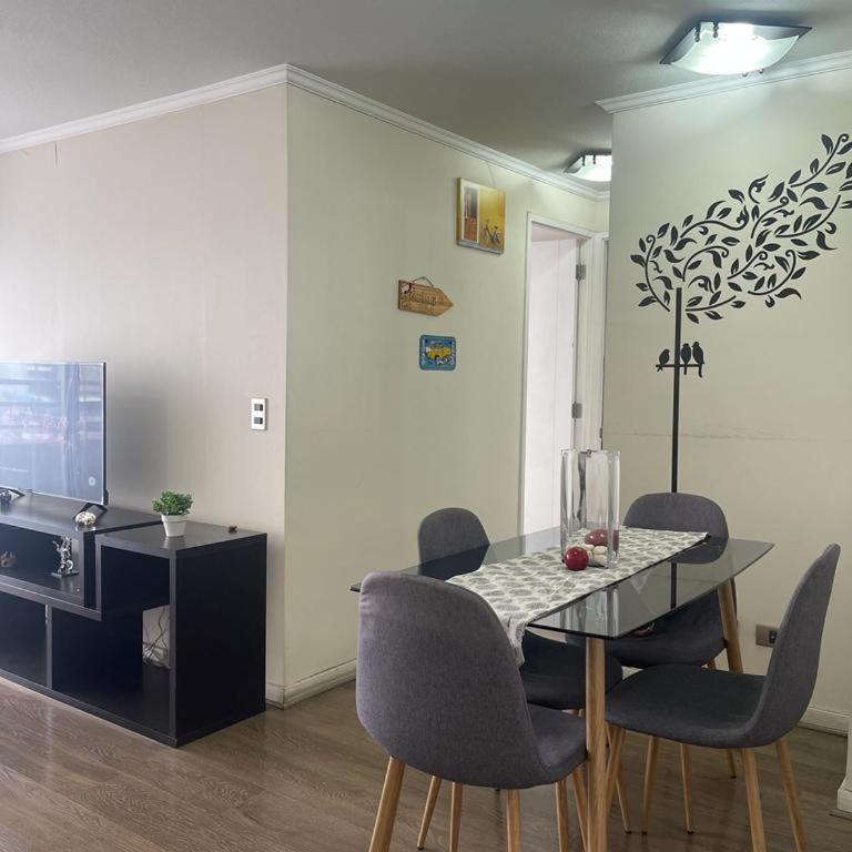Depto completo cercano a Metro - Apartamento de 2 dormitorios - 3