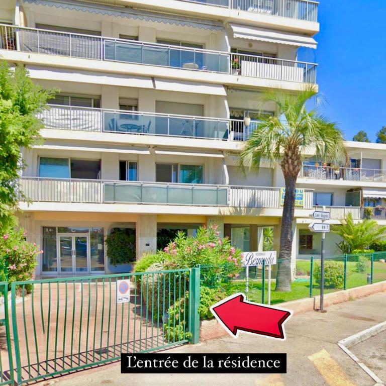 Appartement bord de mer avec piscine - Appartement 2 Chambres - 37