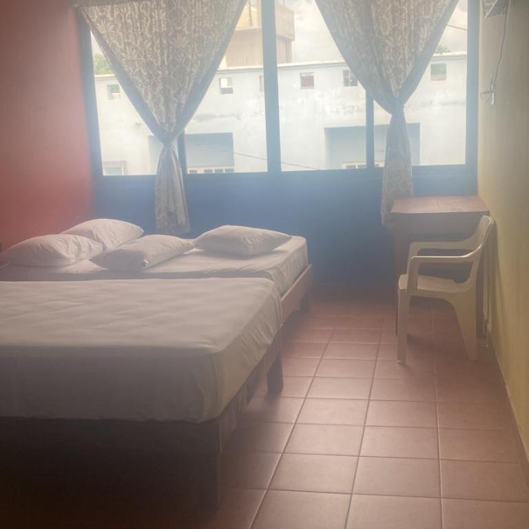 HOSTEL CAFE EL PESCADOR - Habitación Doble con baño privado - 2 camas - 11