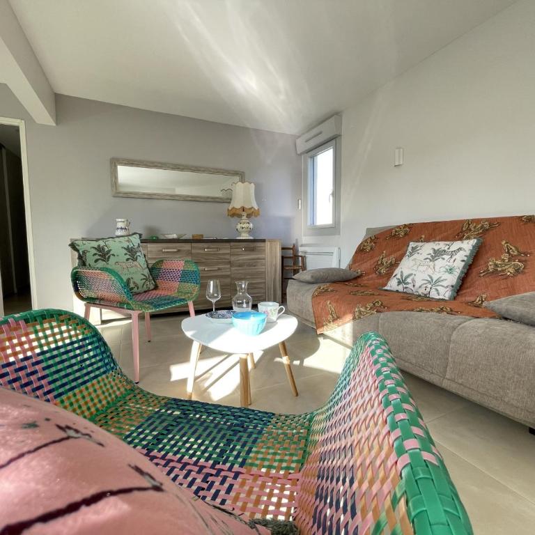 Appartement à Sète, 55m², proche plage, parking, WiFi - FR-1-338-511 - Apartment - 16