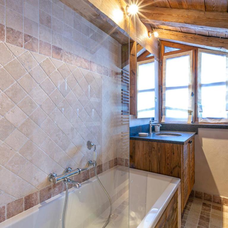 Duplex luxueux avec sauna, cheminée et parking à Val-d'Isère - FR-1-694-334 - Appartement - 9