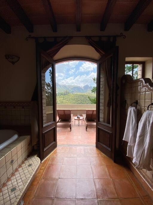 Casa Barranqueña - Five-Bedroom House - 17