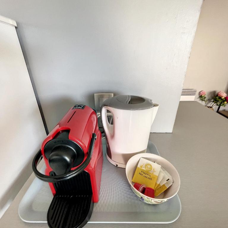 City & cosy, LYON CHARCOT- WIFI - LAVE LINGE - BALCON - PARKING - One-Bedroom Apartment - 18