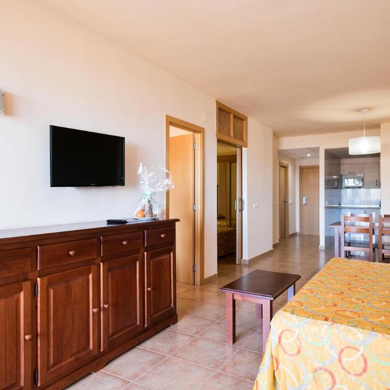 Apartamentos Best Alcazar - Two-Bedroom Apartment (2 Adults + 2 Children) - 3