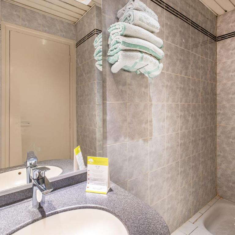 Hotel Terminus Montparnasse - Chambre Triple Exécutive - 1