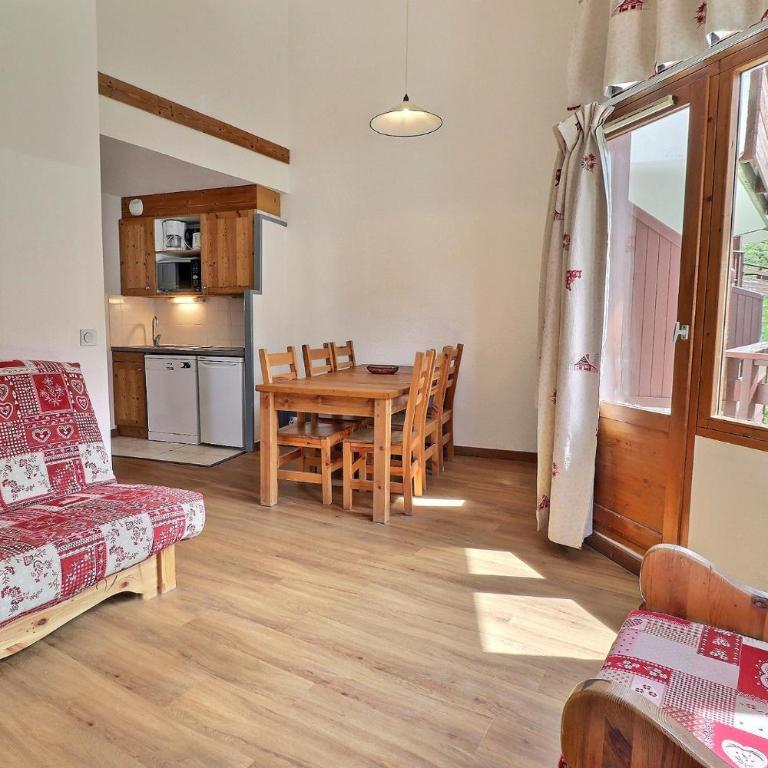 Le Grand Bois - Two-Bedroom Apartment - 3