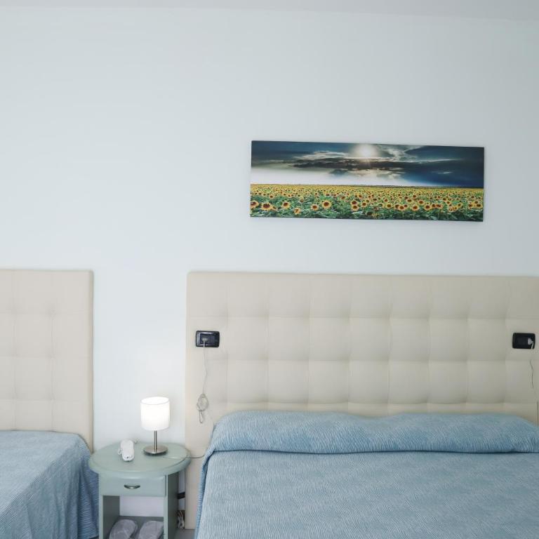 Hotel La Bussola - Camera Familiare (2 Adulti + 2 Bambini di Età Inferiore a 11 Anni) - 8