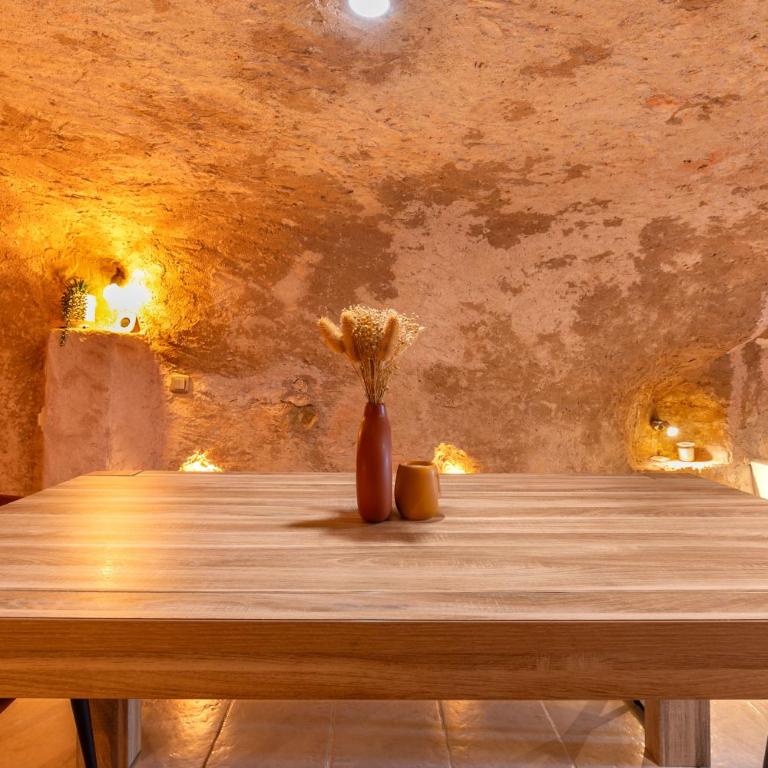 « La Grrr'Authentique » - Maison Troglodyte Unique - Maison 4 Chambres - 6