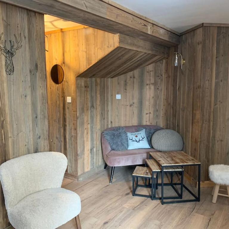 Appart 4/5 pers prox pistes La Tania/courchevel - Apartment mit 2 Schlafzimmern - 5