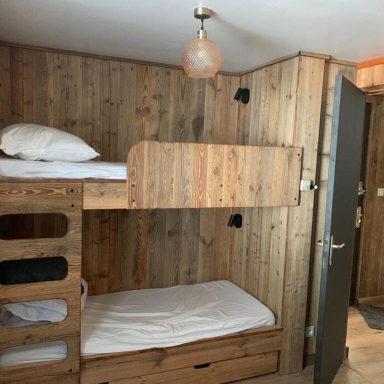 Appart 4/5 pers prox pistes La Tania/courchevel - Apartment mit 2 Schlafzimmern - 8