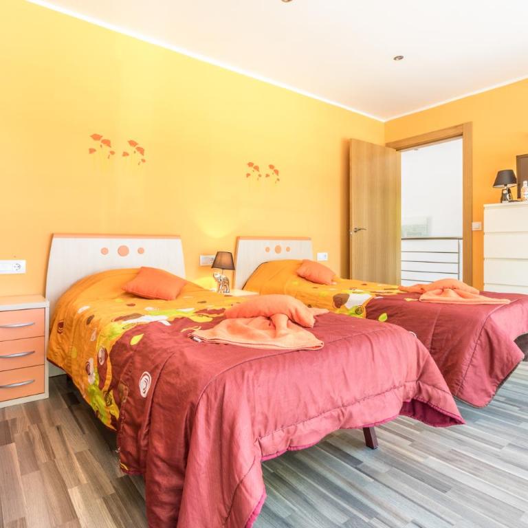Villa de lujo. Piscina con jacuzzi. - Casa de 5 dormitorios - 28