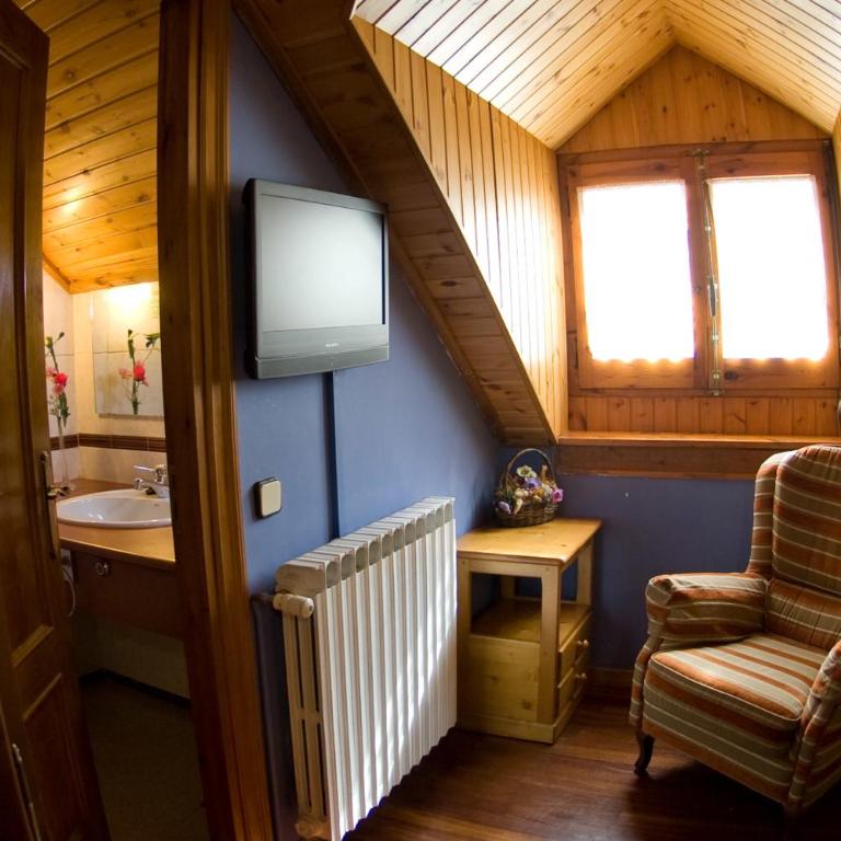 Hotel Avenida Benasque - Habitación Doble - 6