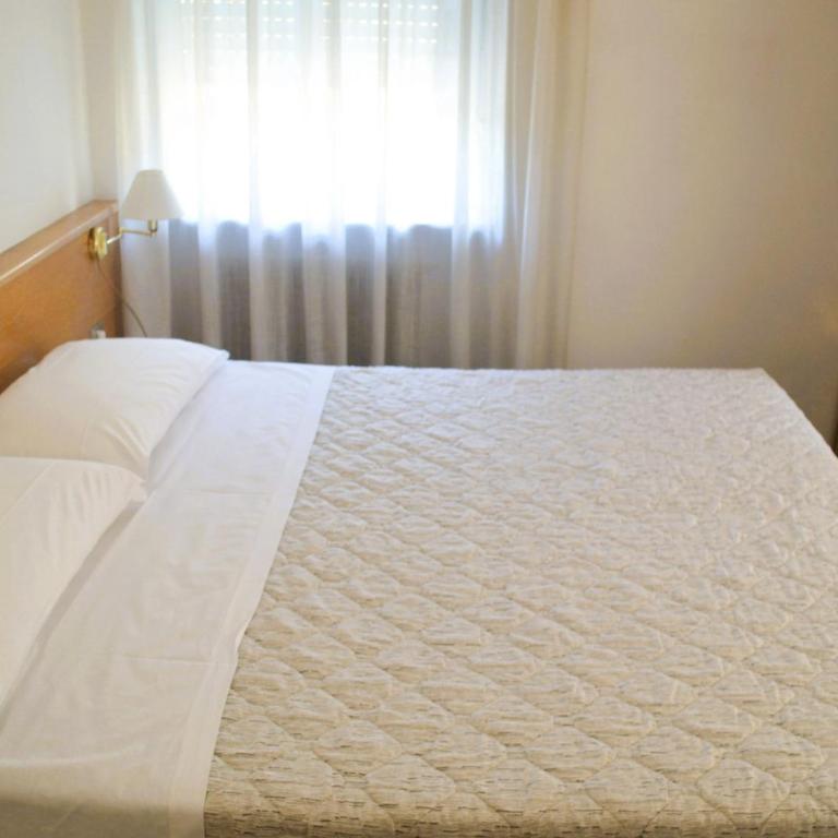 Hotel Terme Villa Regina - Camera Tripla Comfort - 10