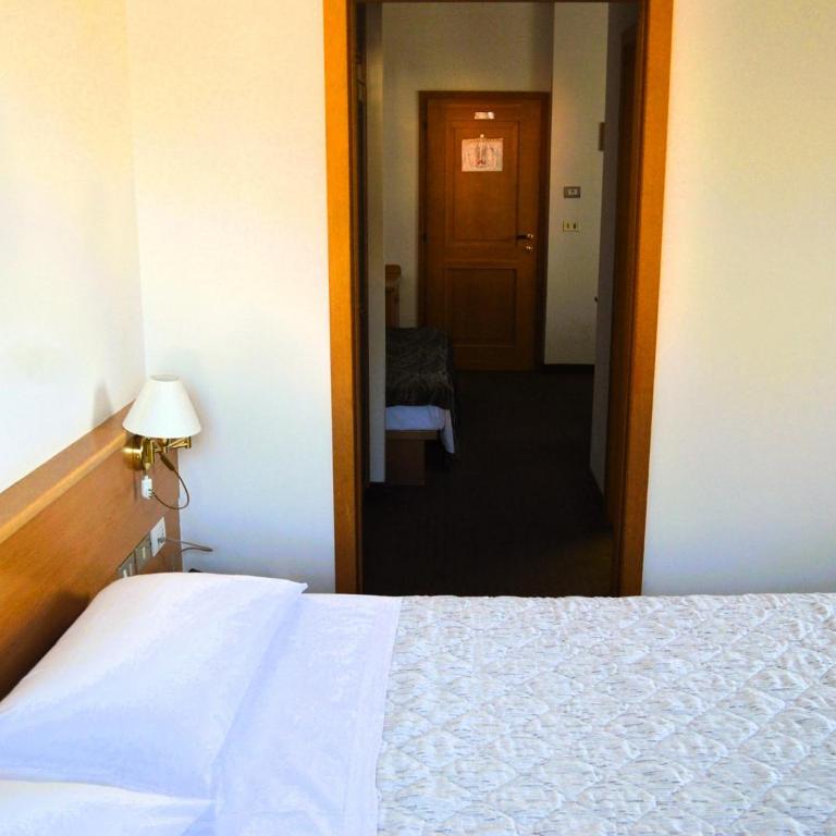 Hotel Terme Villa Regina - Camera Tripla Comfort - 6
