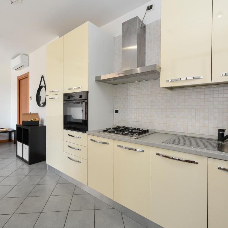 Oasis Apartment with garden and pool DesenzanoLoft Official Partner Homes & Villas by Marriott Bonvoy - Appartamento con Vista Piscina - 16
