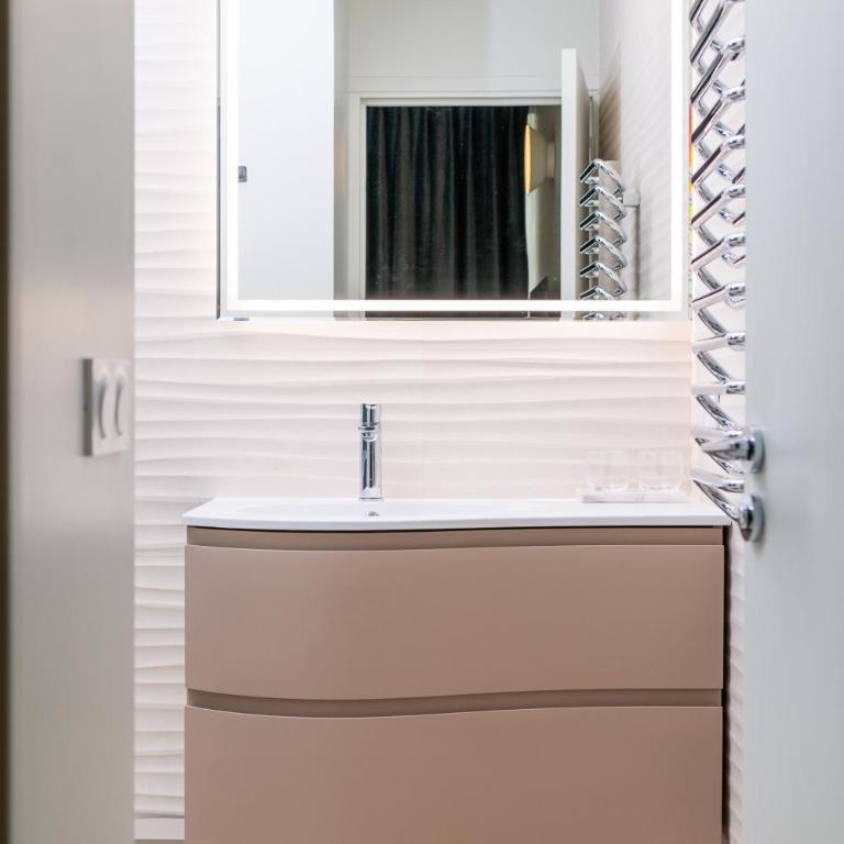 Citihome Alésia - One-Bedroom Apartment - 11