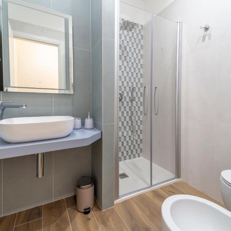 Mentana Rooms - Camera Matrimoniale con Bagno Privato - 5
