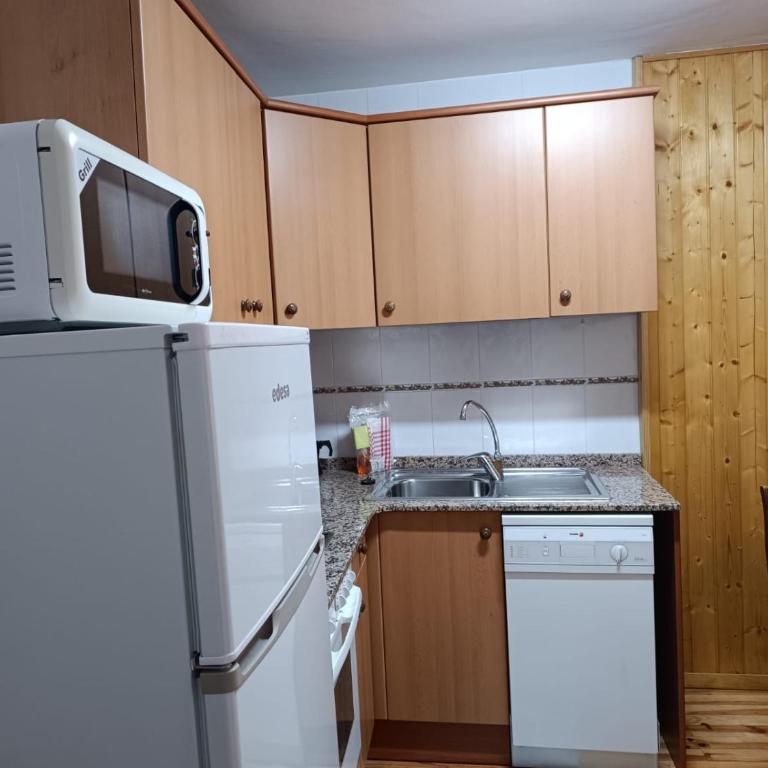 Inmocyma El Rinconcito de Benasque - Apartamento de 2 dormitorios - 9