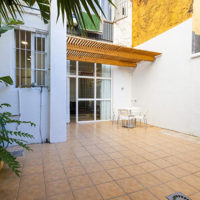 FLORIT FLATS - The Vella Apartment - Three-Bedroom Apartment - 31
