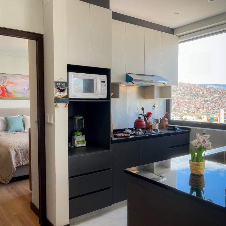 Sky Suites - City Center First Class Apartment - Apartamento de 1 dormitorio - 4