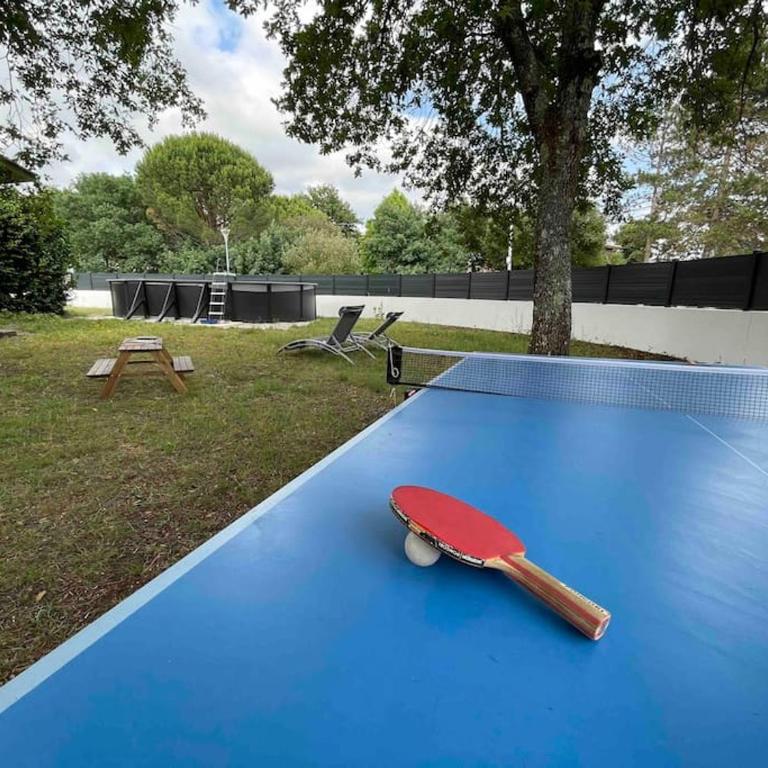 Maison au calme avec piscine - Maison 2 Chambres - 28