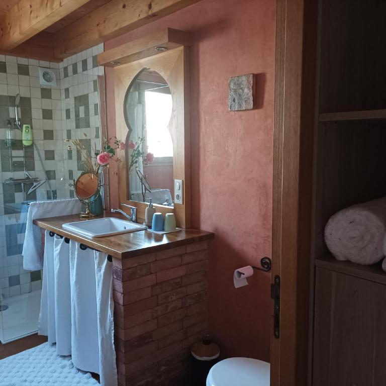 Un petit coin de paradis - Studio Lit Queen-Size - 8