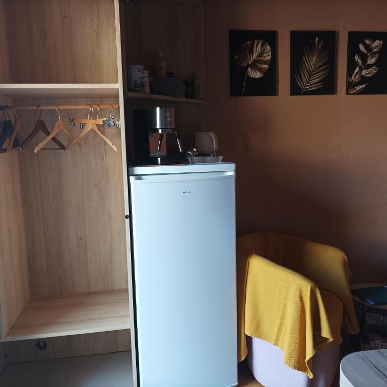 Un petit coin de paradis - Studio Lit Queen-Size - 9