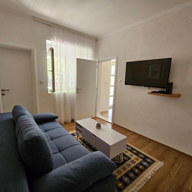 BLUE APARTMENT MOSTAR - One-Bedroom Apartment - 3