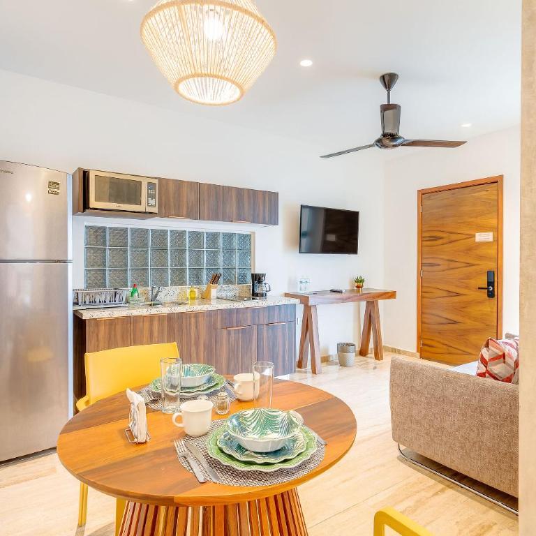 Chic Condotel with Roof Pool 10-Min Walk to Beach - Appartement 1 Chambre - Vue sur Jardin - 6