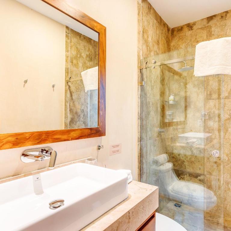 Chic Condotel with Roof Pool 10-Min Walk to Beach - Appartement 1 Chambre - Vue sur Jardin - 4