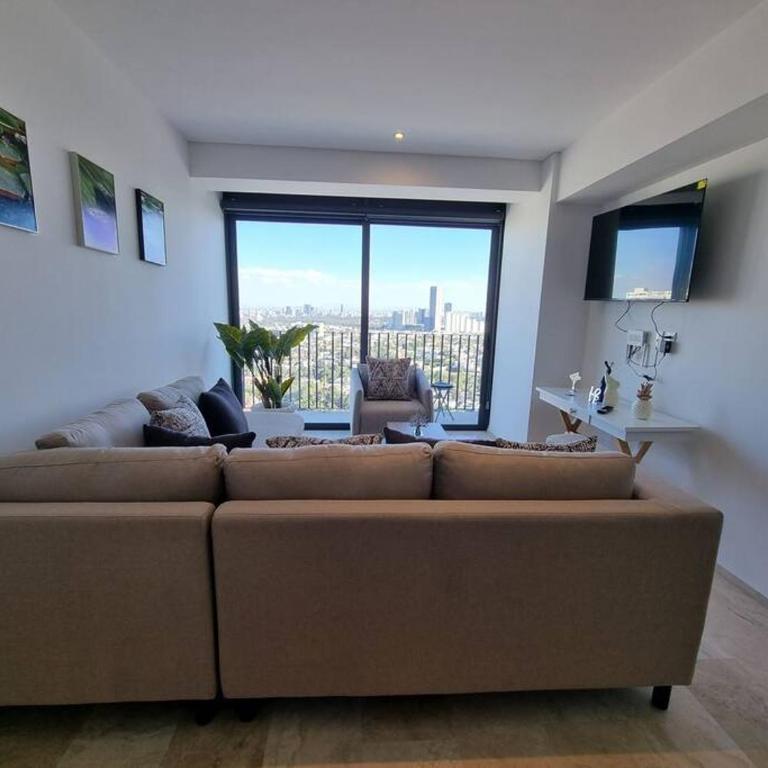 Hermoso apartamento por Andares con A/C - Two-Bedroom Apartment - 2