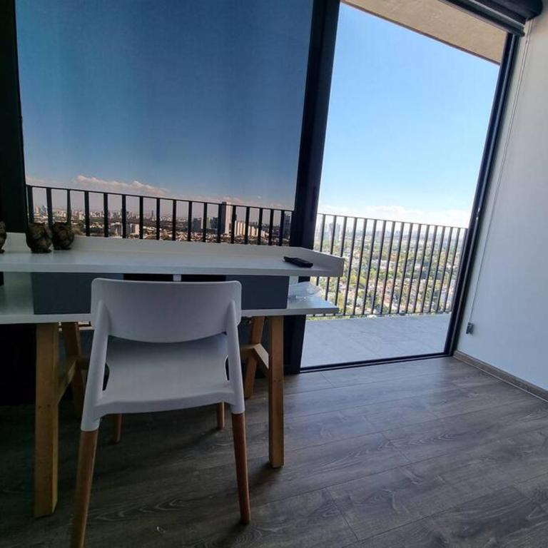 Hermoso apartamento por Andares con A/C - Two-Bedroom Apartment - 12